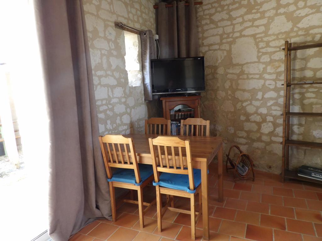Les Caves Hotel Ambillou-Château Buitenkant foto